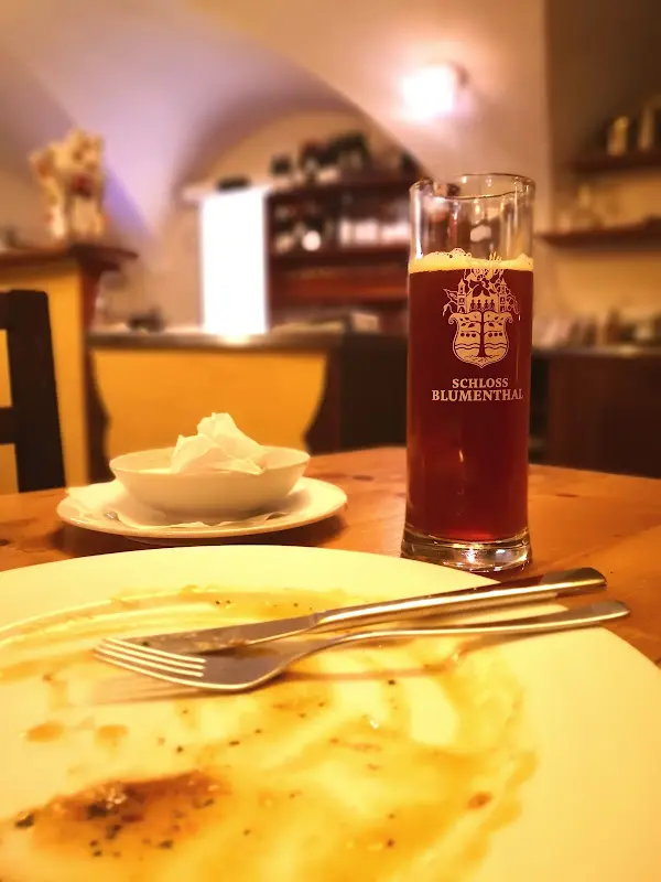 Stephan May (Sinpure)_Bio Gasthaus & Biergarten Schloss Blumenthal_Aichach_reseña