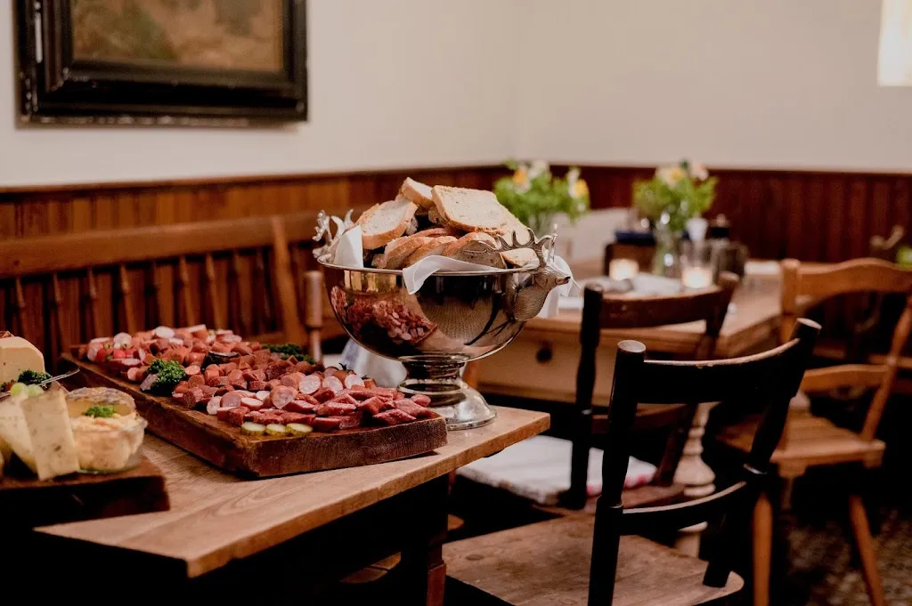 Historischer Dorfgasthof Hirsch restaurant in Allgäu