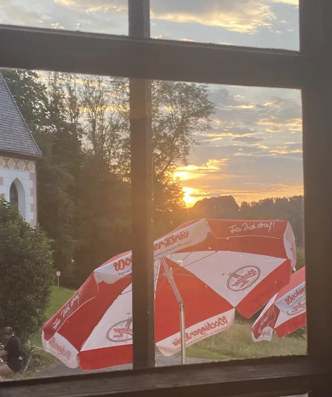 Earthy Intuitive_Mesnerwirt St. Johann_Siegsdorf_review