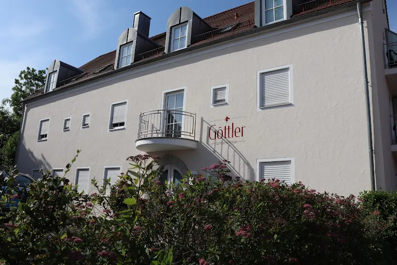 Gasthof-Pension Göttler restaurant in Inn