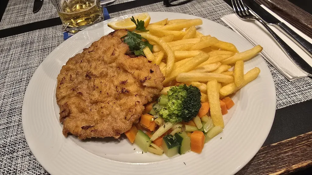 J B_Restaurant Stadtkeller_Basel_review