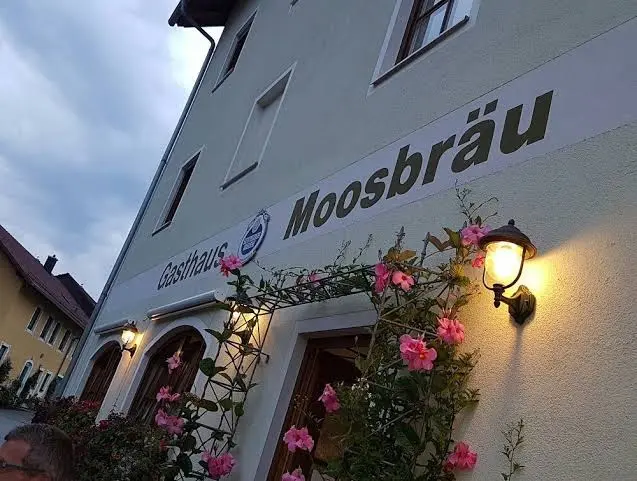 Hostel / Guest House Moosbräu ristorante a Inn