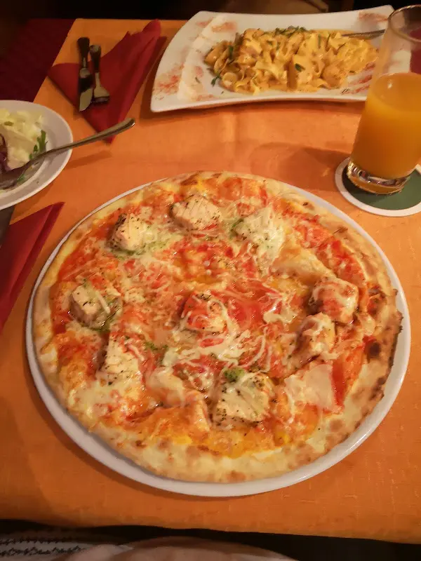 Ristorante Pizzeria Tolmezzo_Inn_slider_image_3