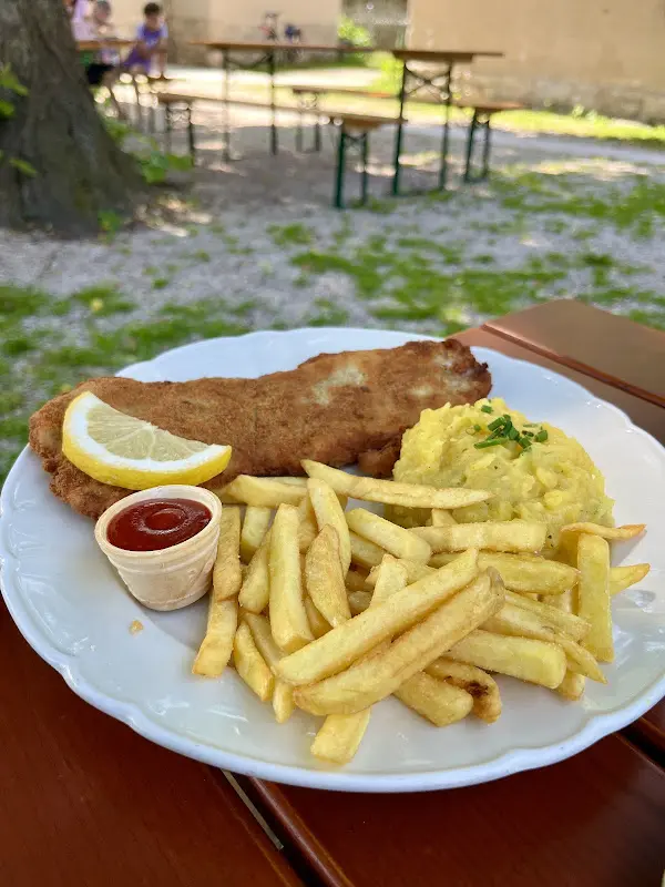 Gasthaus Alte Schule mit Biergarten_Solnhofen_slider_image_2