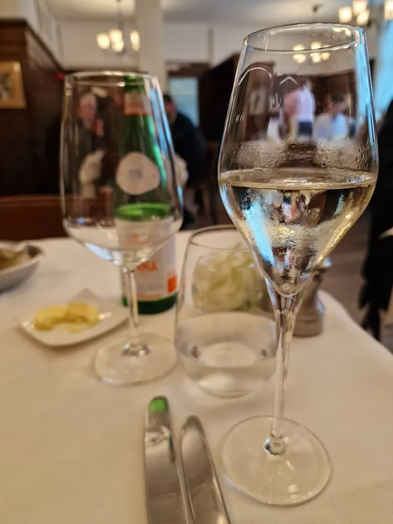 Juho Ruohola_St. Alban Stübli_Basel_review