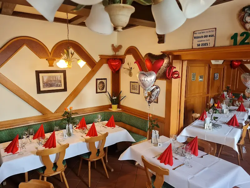 Gasthaus "Zum Grünen Baum" restaurant in Sommerkahl