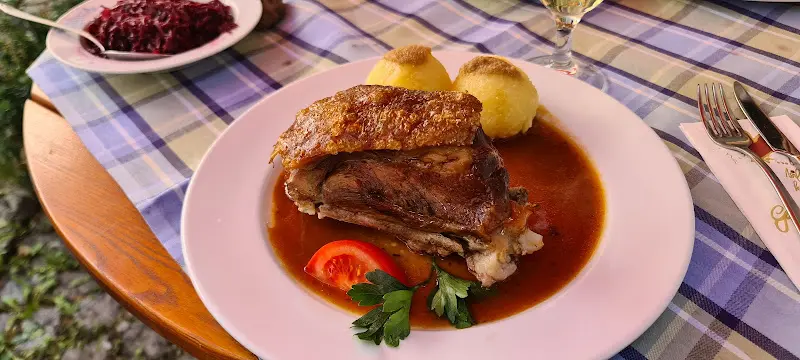 Gasthof zum Schwan_Sommerach_slider_image_3