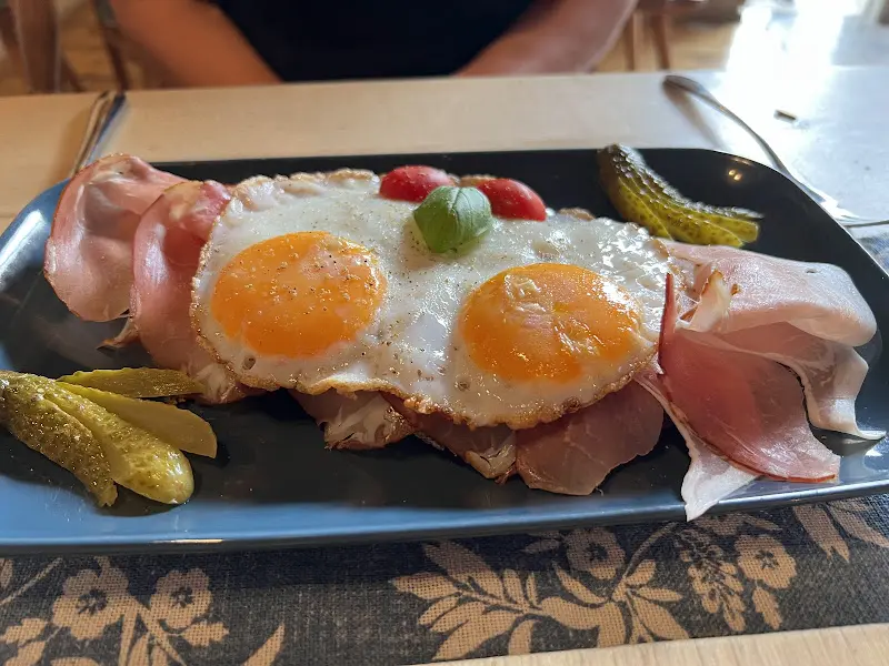 Oberförster_Die Tüncherei -Wein & Café Bar-_Sommerach_review