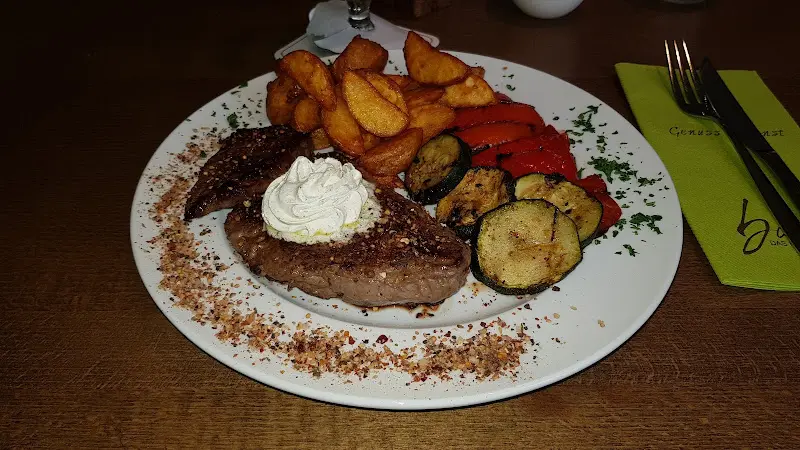 bauer DAS RESTAURANT_Sonnefeld_slider_image_2