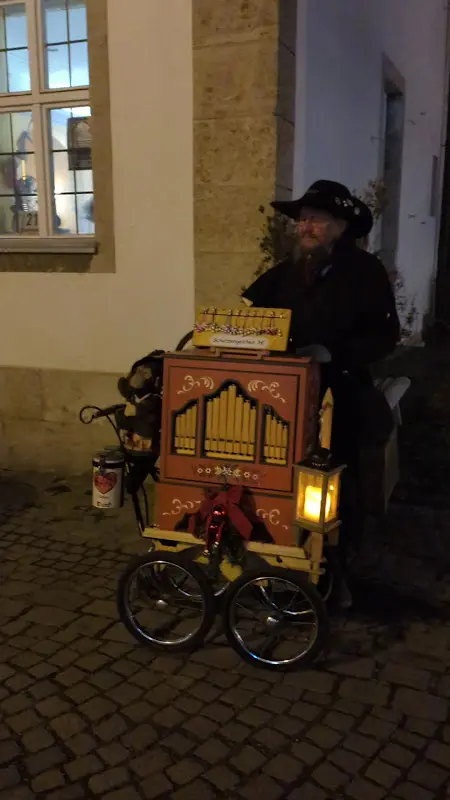 Weingut Pastoriushaus - Artur Steinmann_Sommerhausen_slider_image_2