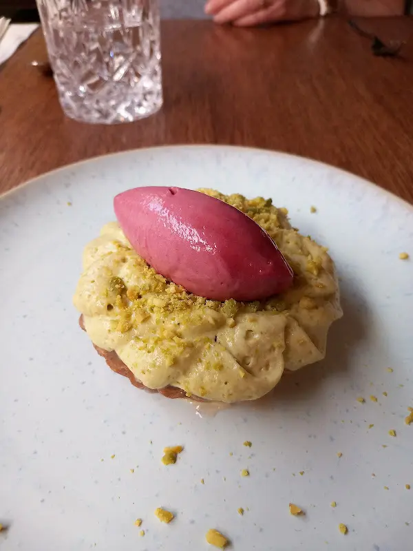 Thomas Seiniger_Weinhaus Dehner by Allegretta_Ochsenfurt_reseña