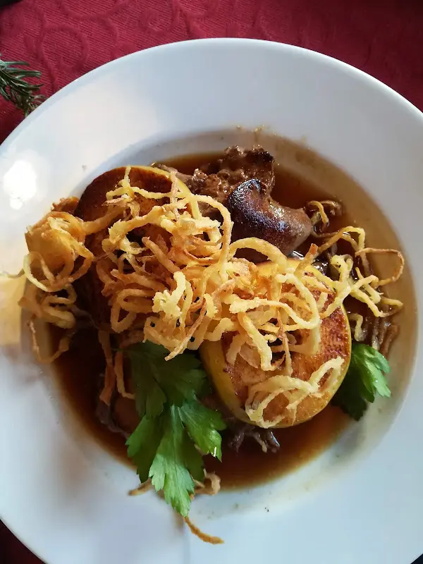 Arne Trautmann_Gasthof „zur Walba“_Pentling_review