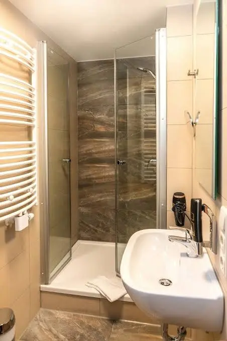 Donau-Hotel_Sinzing_slider_image_3