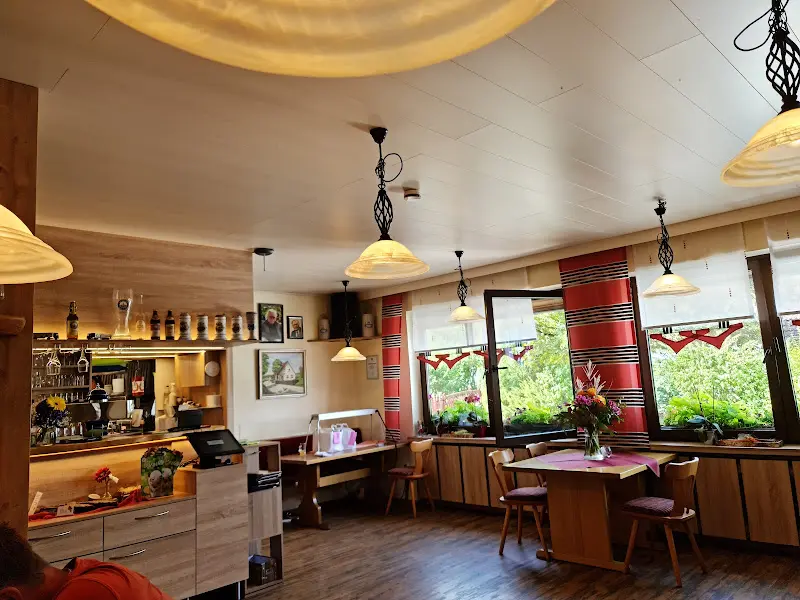 Opel's Sonnenhof owner Manuela Hagel_Bindlach_slider_image_1