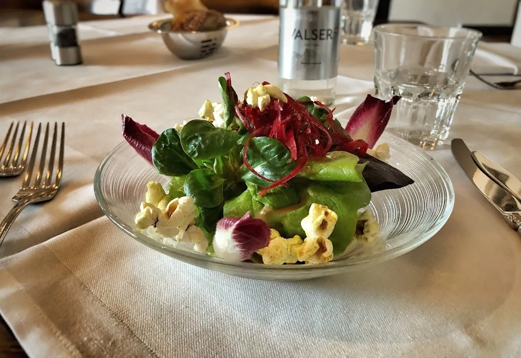 Restaurant Rhywyera_Basel_slider_image_3