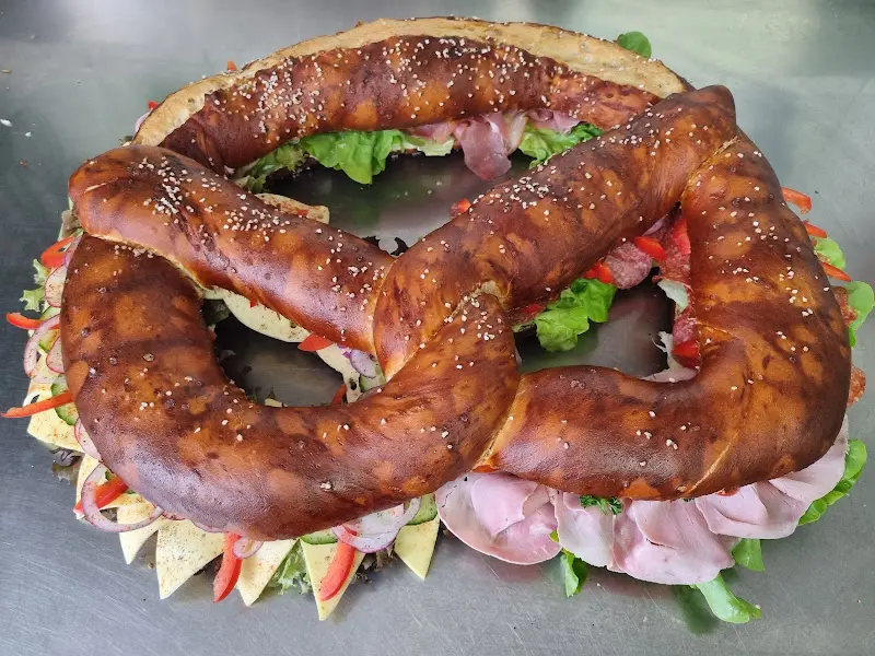 Pasta Pronto Partyservice Fam. Strazzeri restaurant in Brenz