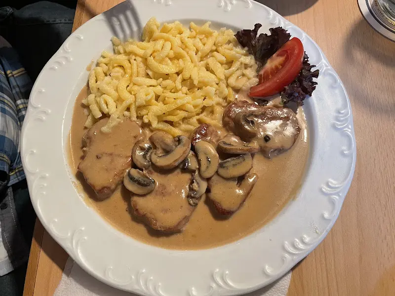 Gasthaus Zum Stern restaurant in Spalt