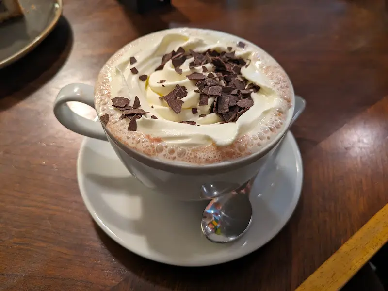 Jan_bene Kaffee & Laden - Sven Latzel_Sonthofen_review