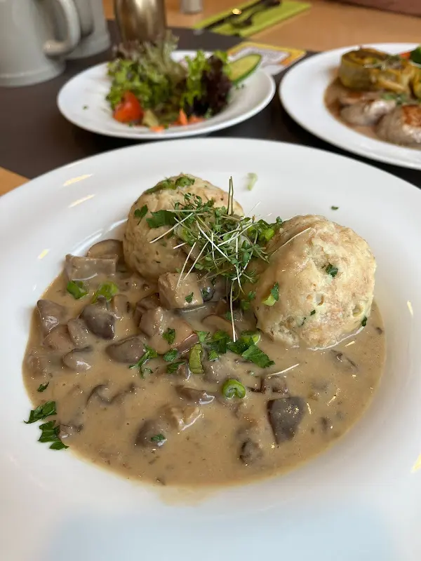 Thomas S._Restaurant GC Am Hopfengarten_Stadtbergen_review