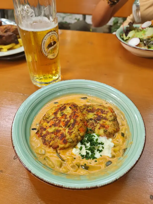 Atefeh Farahani_Schlossgaststätte Wellenburg_Augsburg_review