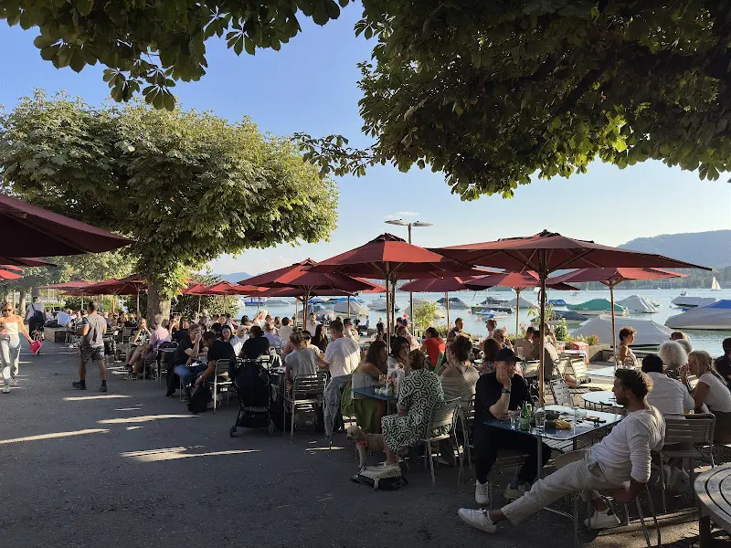 Michael Mayer_Pumpstation_Zürich_review