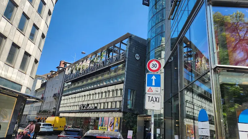 Ronen Caesar_Hiltl Dachterrasse_Zürich_recensione