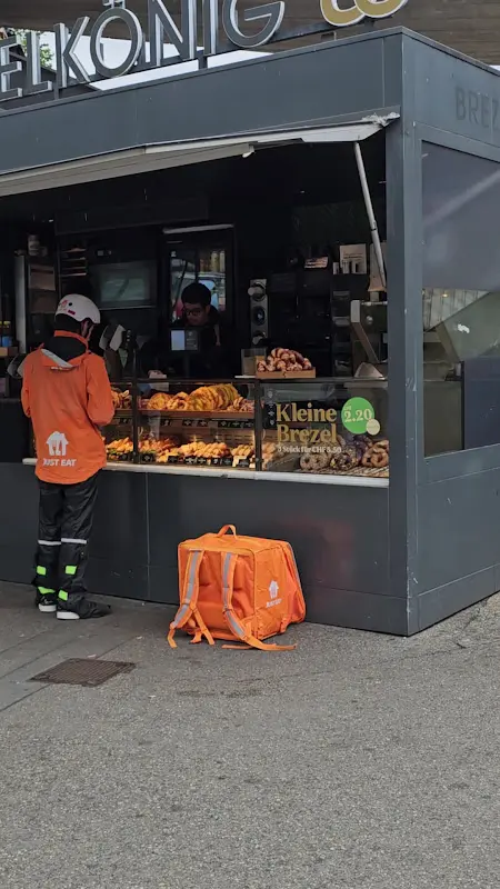 Brezelkönig Bahnhof Stadelhofen_Zürich_slider_image_2