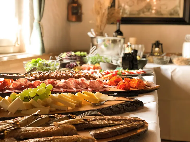 OSCIS FISCHBEIZ_Steinach_slider_image_3