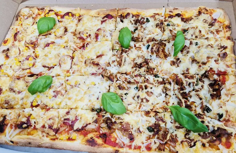 Y2 Burger__slider_image_1