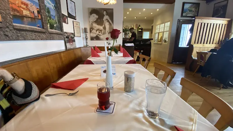 Osteria da Toni restaurant in Stein