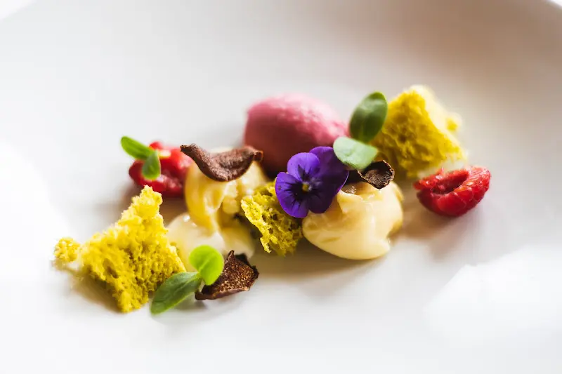 Restaurant & Hotel Rheingerbe_Rhein_slider_image_3