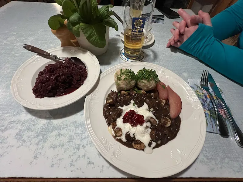 Nicole Naumann_Gasthaus zur Illach_Steingaden_review