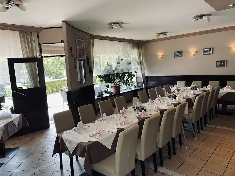 Ristorante - Pizzeria La Coccinella STARNBERG_Starnberg_slider_image_1