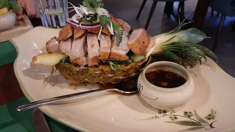 Alex Millatiner_TuNong Asia Fusion Kitchen_Starnberg_review