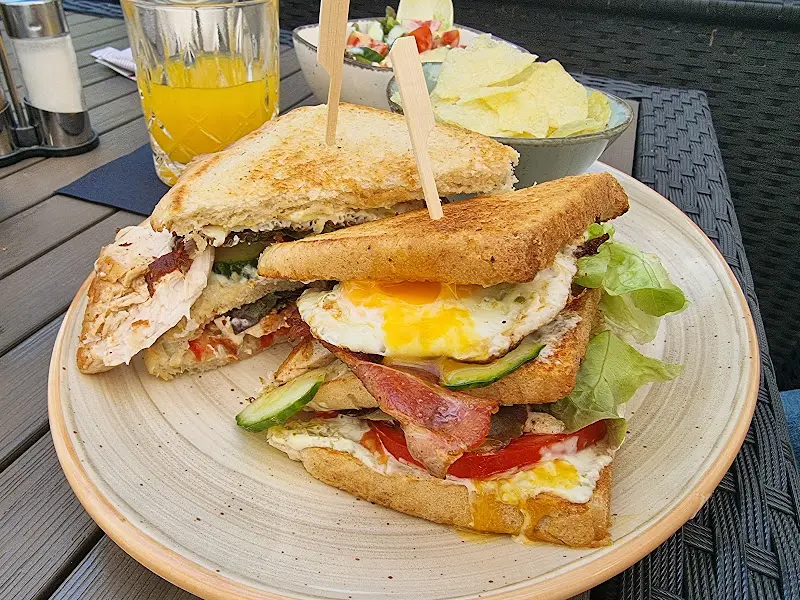 Boston Café & Cocktailbar_Starnberg_slider_image_2