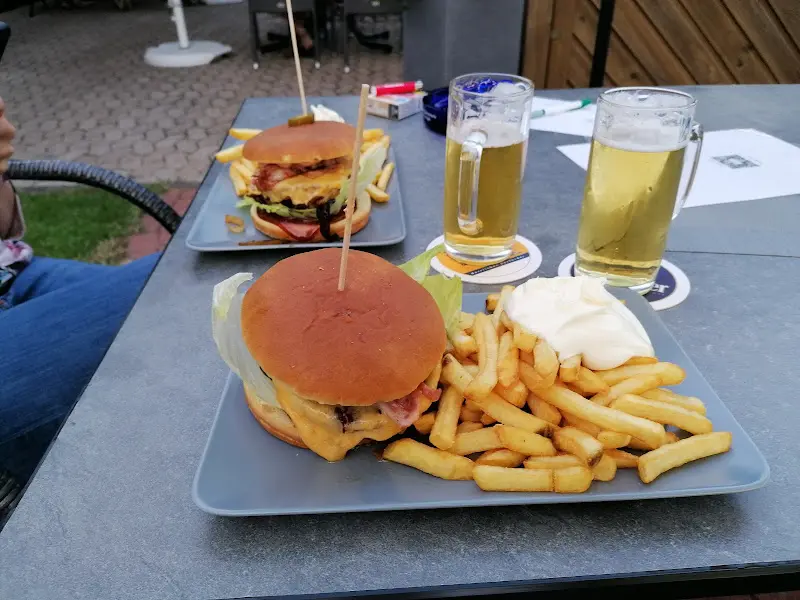 Ina Hülsmann_Teutonenhof Vinsebeck_Steinheim_review