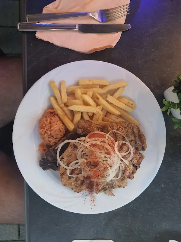 farshad afshari_Grill Restaurant Hellas_Steinheim_review