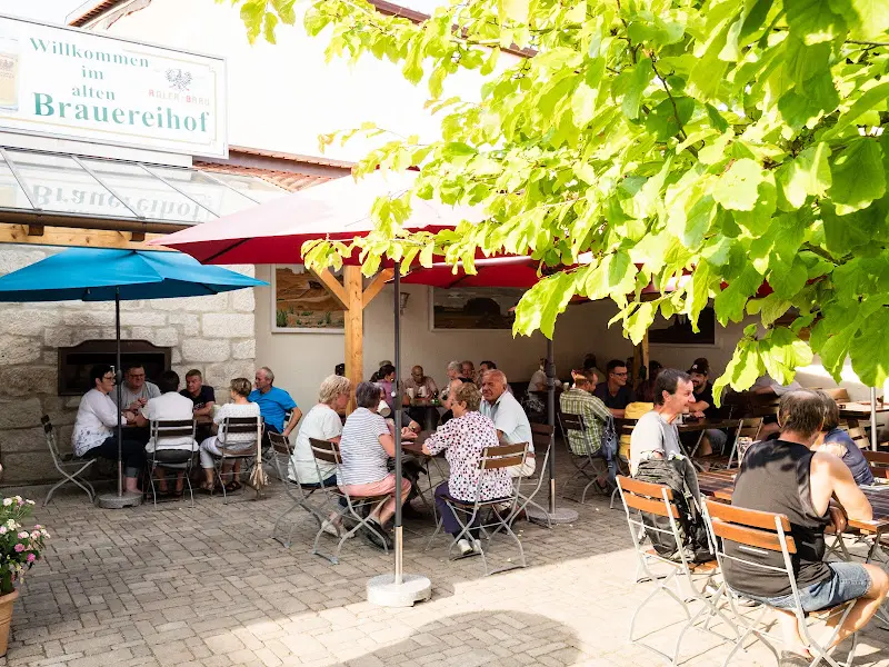 Adler Bräu Bräustübla Biergarten restaurant in Stettfeld