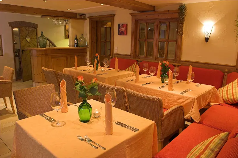 Hotel Gasthof Rössle Frohnstetten GmbH_Markt_slider_image_3