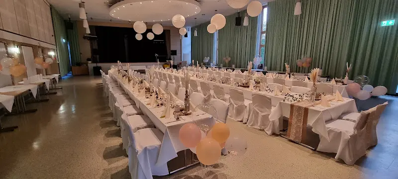 Kevin Pflückhahn_Soldatenfreizeitheim / Haus Heuberg XXL_Markt_Bewertung