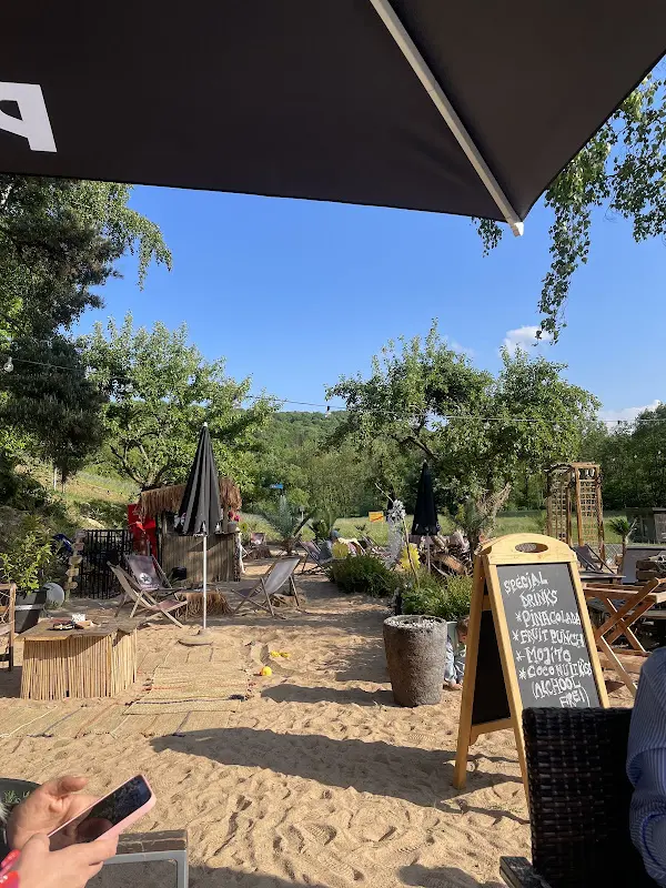 L. C. (LCpics)_ROmantic Restaurant /Copacabana Strandbar_Steinsfeld_review