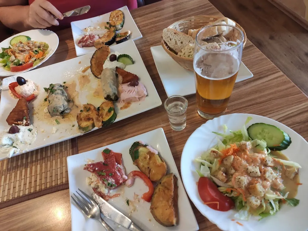 Karl Brochmann_Restaurant Taverne Korfu_Rappenau_review