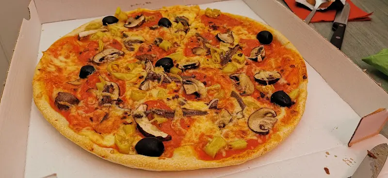 Alex Jo_Pizza Etna_Steinwiesen_review