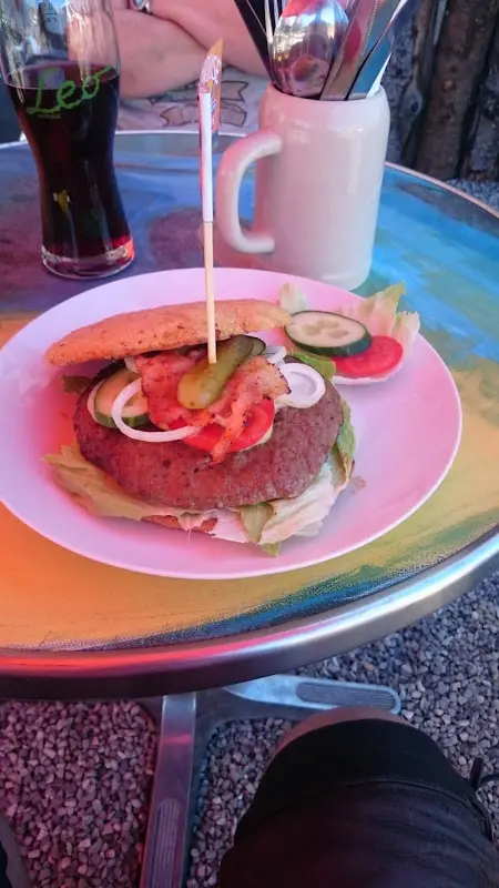 Josef Bernt_Roadhouse_Auerberg_review