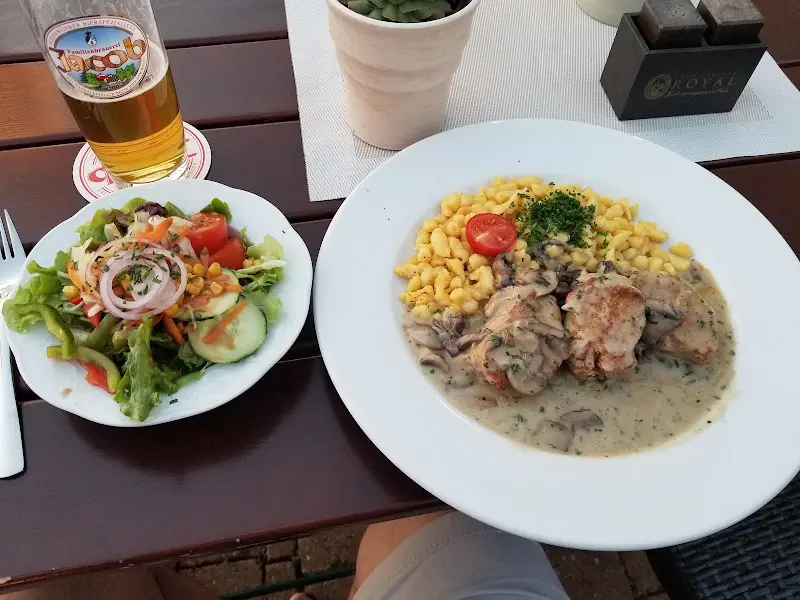 Joshua Bochenek_Alter Pfarrhof_Wernberg-Köblitz_review