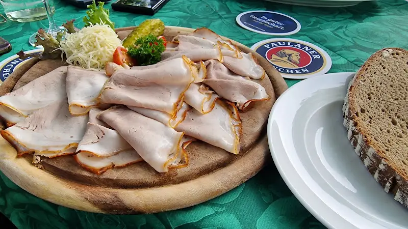 Gasthof zum Wildpark_Straßlach-Dingharting_slider_image_3