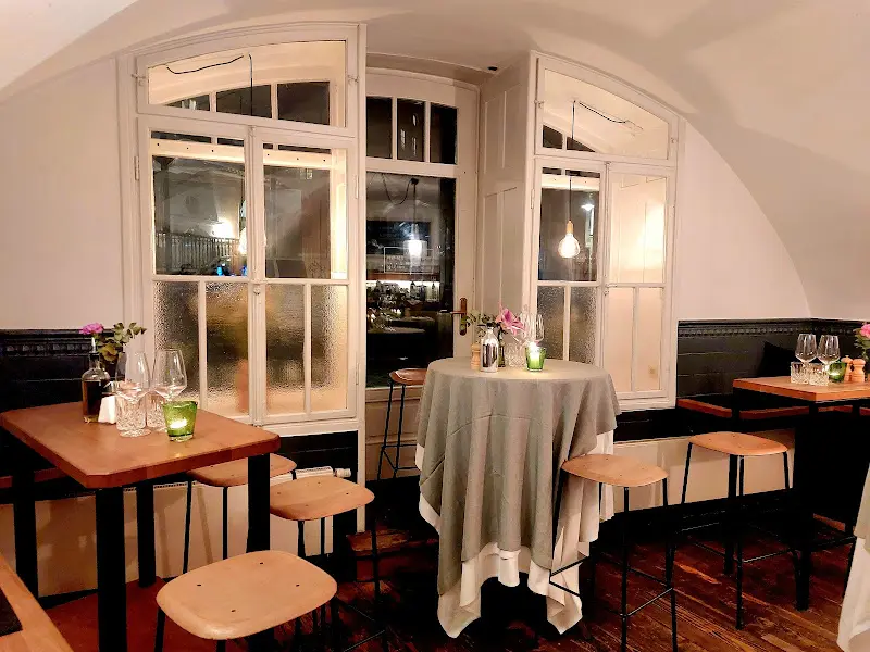 Brodkas FÆRBER - Weinbar Rosenheim restaurant in Rosenheim