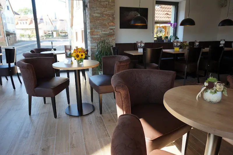 Bäckerei Konditorei Streicher restaurant in Sugenheim