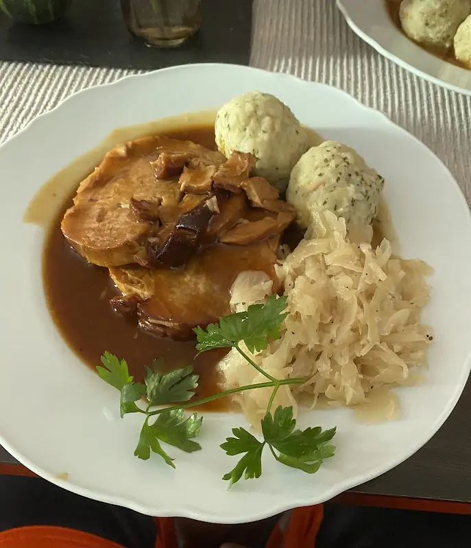 Martin M_Alte Hofreite_Rhein_review