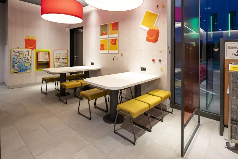 McDonald's restaurant in Main